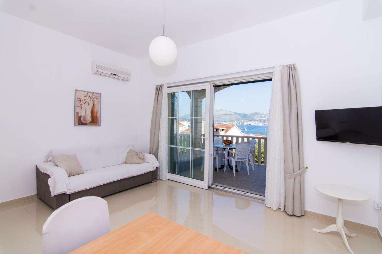 Apartmani Juric Trogir Buitenkant foto