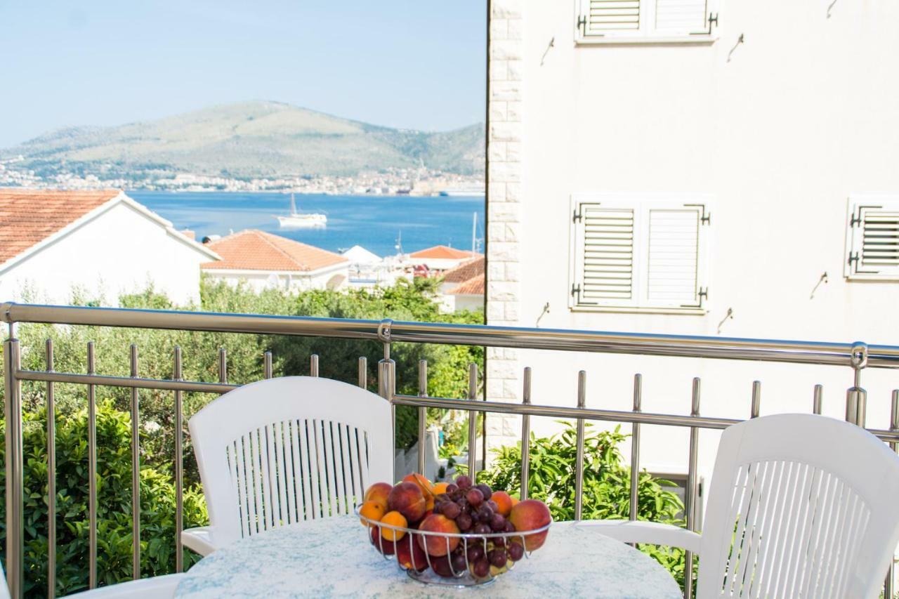 Apartmani Juric Trogir Buitenkant foto