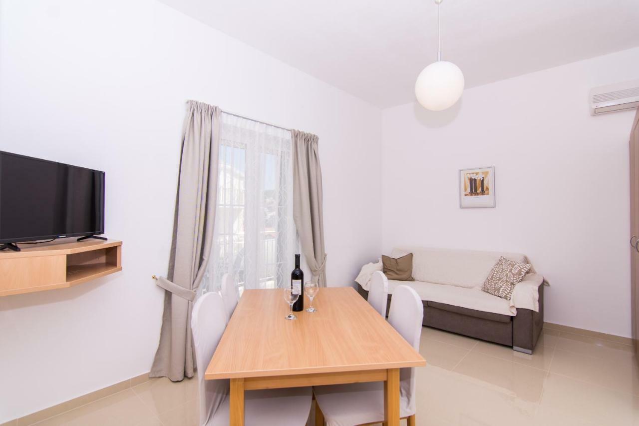 Apartmani Juric Trogir Buitenkant foto
