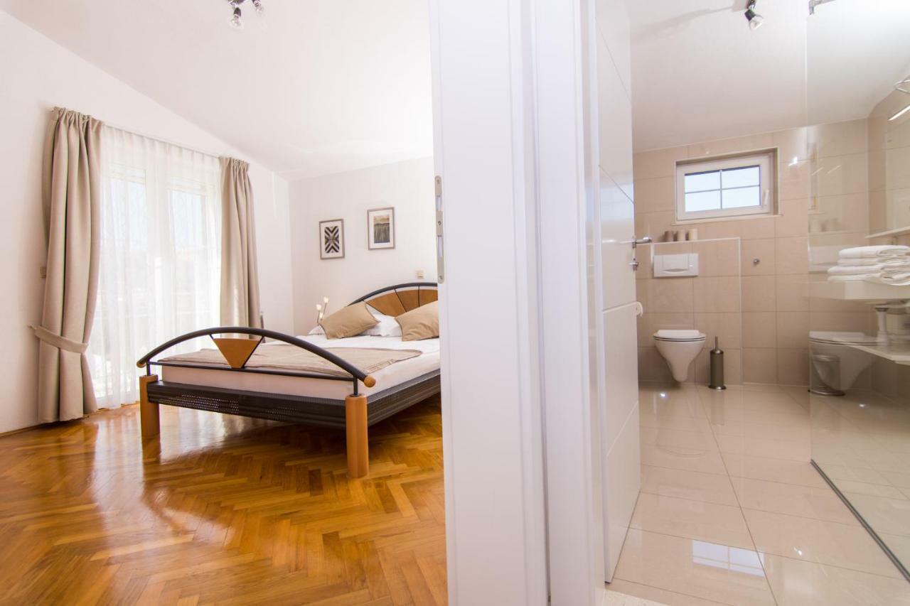 Apartmani Juric Trogir Buitenkant foto