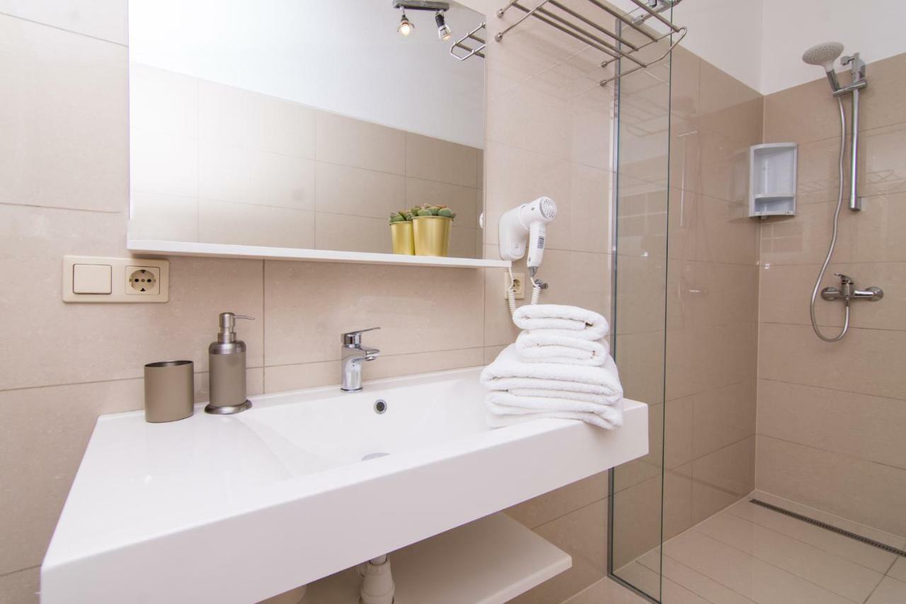 Apartmani Juric Trogir Buitenkant foto