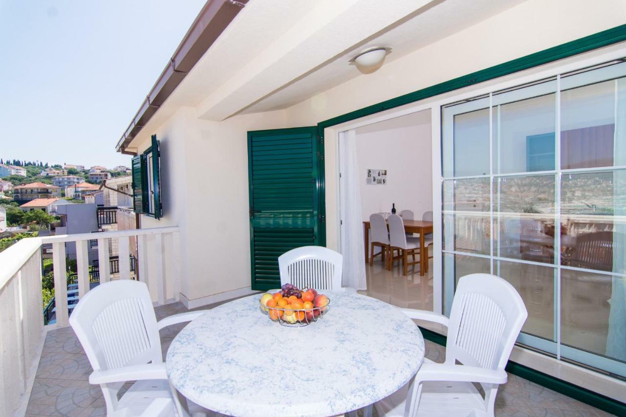 Apartmani Juric Trogir Buitenkant foto