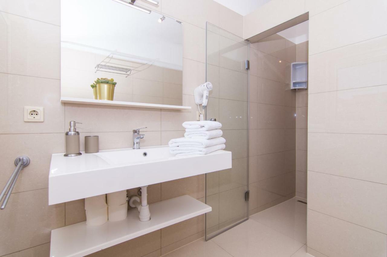 Apartmani Juric Trogir Buitenkant foto