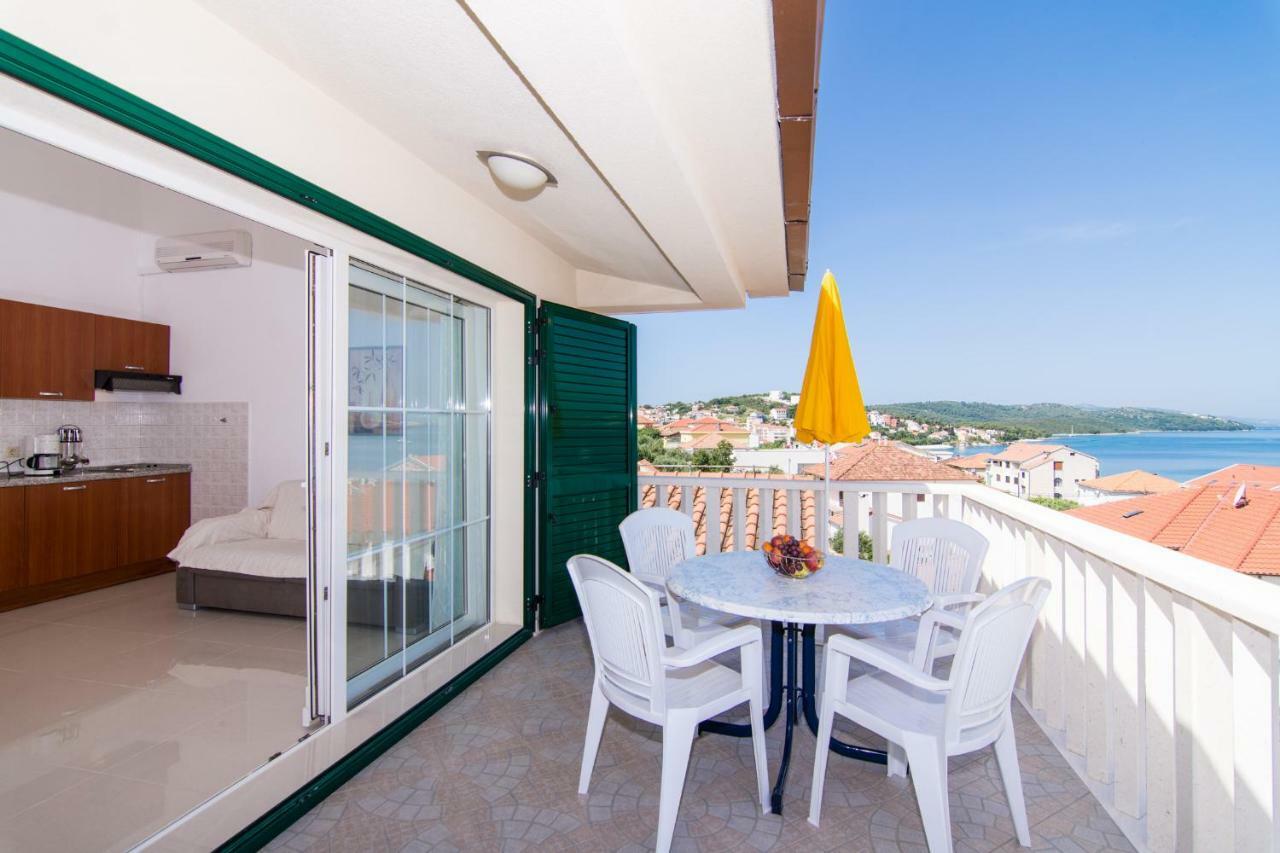 Apartmani Juric Trogir Buitenkant foto